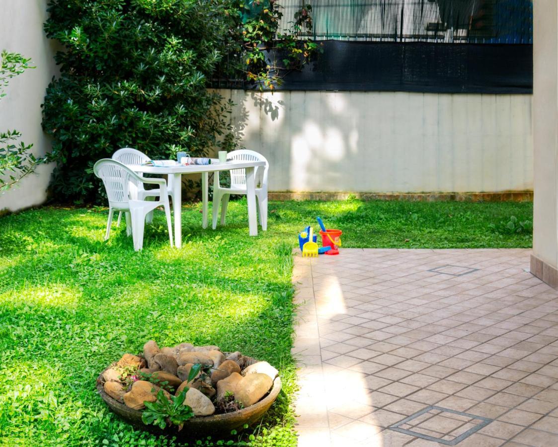 Apartmán Residenza Raggio Riccione Exteriér fotografie
