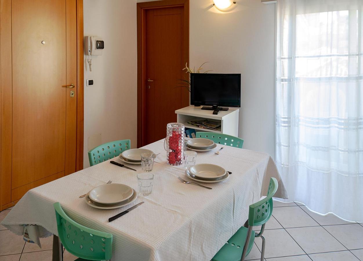 Apartmán Residenza Raggio Riccione Exteriér fotografie